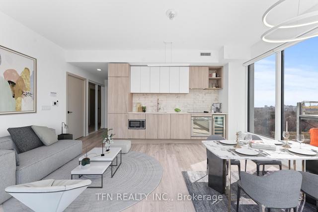1121 - 2020 Bathurst St, Condo with 3 bedrooms, 2 bathrooms and 1 parking in Toronto ON | Image 19