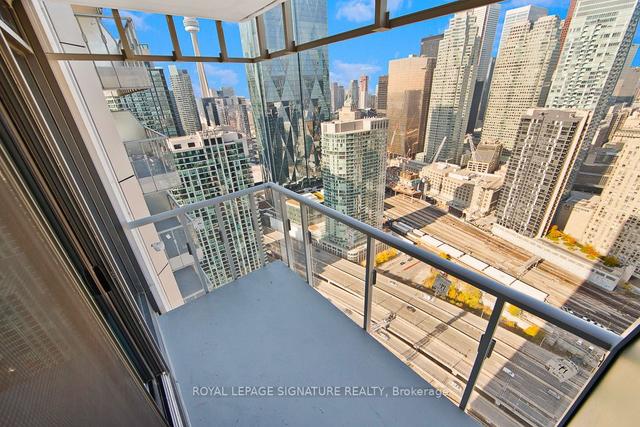 4406 - 28 Freeland St, Condo with 1 bedrooms, 1 bathrooms and 0 parking in Toronto ON | Image 6