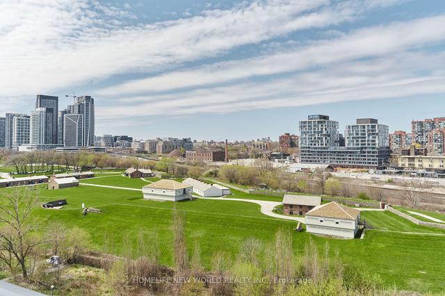 929 - 169 Fort York Blvd, Condo with 2 bedrooms, 2 bathrooms and 1 parking in Toronto ON | Image 18