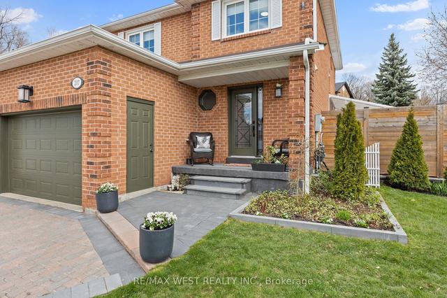 207 Greenock Dr, House detached with 3 bedrooms, 3 bathrooms and 4 parking in Vaughan ON | Image 23