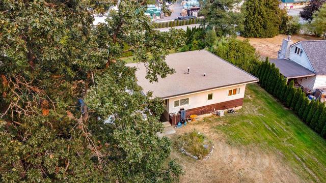 2700 Columbia Avenue, House detached with 2 bedrooms, 1 bathrooms and null parking in Castlegar BC | Image 34