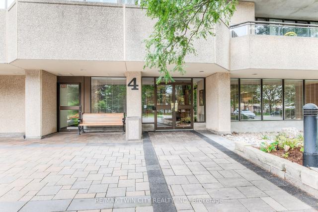 1105 - 4 Willow St, Condo with 2 bedrooms, 2 bathrooms and 2 parking in Waterloo ON | Image 12