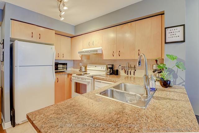 1208 - 33 Elm Dr W, Condo with 1 bedrooms, 1 bathrooms and 1 parking in Mississauga ON | Image 3