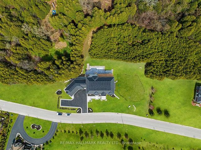 15 Calistoga Dr, House detached with 6 bedrooms, 5 bathrooms and 16 parking in Whitby ON | Image 23