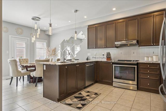 131 Leadership Dr, House detached with 4 bedrooms, 5 bathrooms and 6 parking in Brampton ON | Image 6