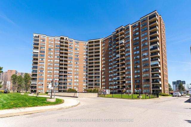 401 - 551 The West Mall, Condo with 2 bedrooms, 1 bathrooms and 1 parking in Toronto ON | Image 12