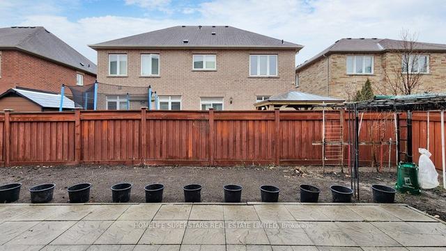 36 Campi Rd, House detached with 5 bedrooms, 4 bathrooms and 6 parking in Vaughan ON | Image 35