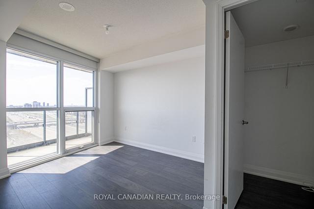 1108 - 30 Gibbs Rd, Condo with 2 bedrooms, 2 bathrooms and 1 parking in Toronto ON | Image 9