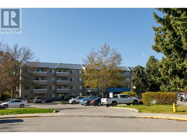 405 - 3180 De Montreuil Court, Condo with 2 bedrooms, 2 bathrooms and 1 parking in Kelowna BC | Image 19