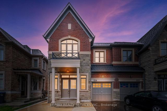 124 Dolobram Tr, House semidetached with 4 bedrooms, 4 bathrooms and 3 parking in Brampton ON | Image 1