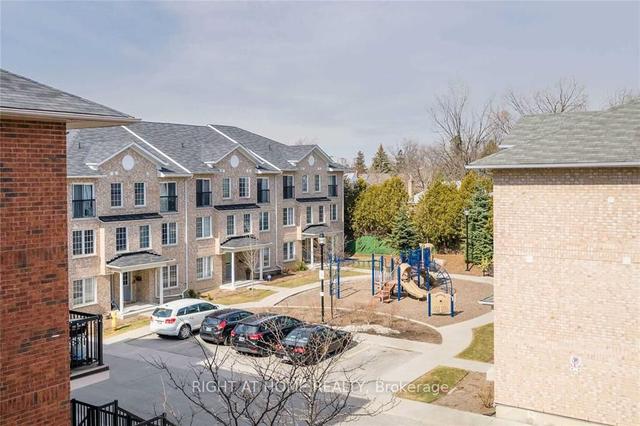 303 - 45 Strangford Lane, Townhouse with 2 bedrooms, 3 bathrooms and 1 parking in Toronto ON | Image 21