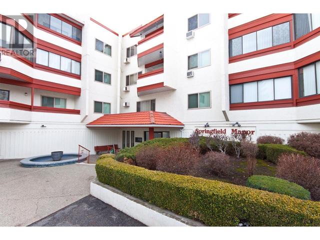 209 - 2110 Hoy Street, Condo with 2 bedrooms, 2 bathrooms and 1 parking in Kelowna BC | Image 1