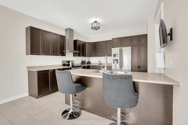 74 Relton Circ, House detached with 4 bedrooms, 3 bathrooms and 5 parking in Brampton ON | Image 13