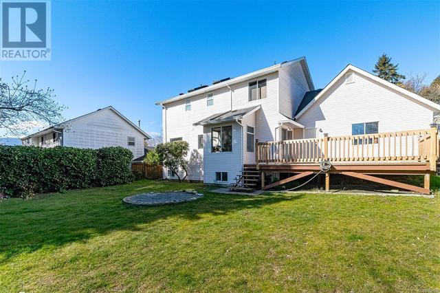 5582 Garibaldi Dr, House detached with 4 bedrooms, 4 bathrooms and 4 parking in Nanaimo BC | Image 45