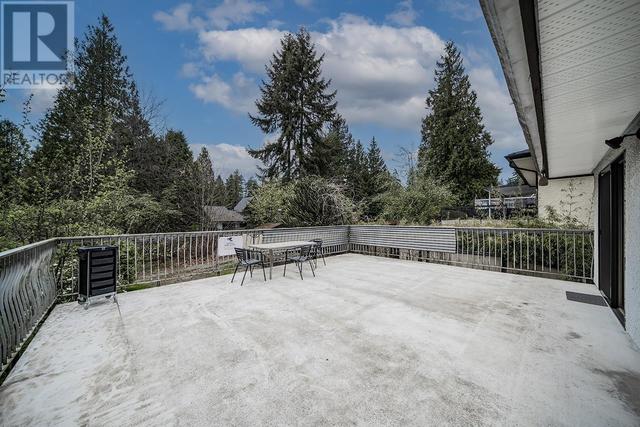 508 Mentmore Street, House detached with 5 bedrooms, 2 bathrooms and 4 parking in Coquitlam BC | Image 9