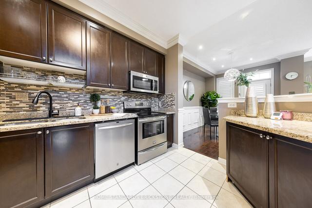 159 Shale Cres, House attached with 3 bedrooms, 3 bathrooms and 4 parking in Vaughan ON | Image 11