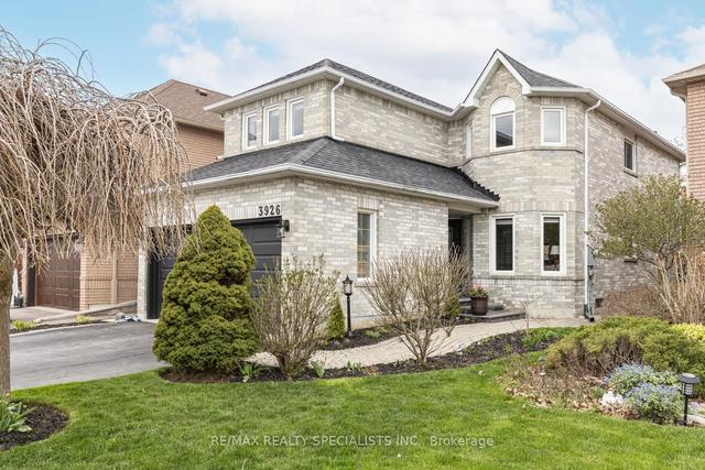 3926 Periwinkle Cres, House detached with 4 bedrooms, 3 bathrooms and 4 parking in Mississauga ON | Image 12
