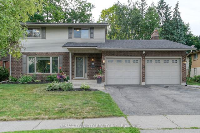 639 White Oak Dr, House detached with 3 bedrooms, 3 bathrooms and 4 parking in Cambridge ON | Image 1