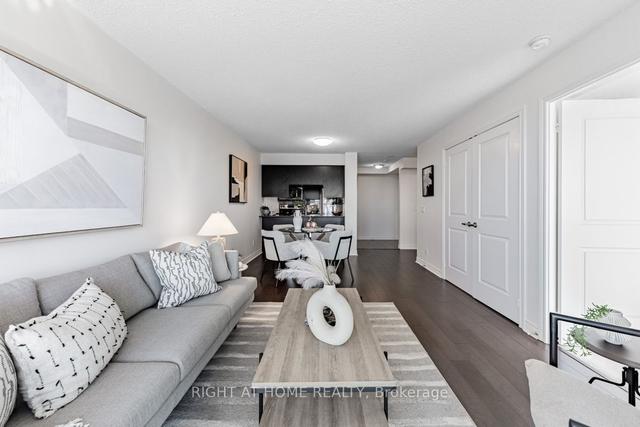 2311 - 50 Town Centre Crt, Condo with 1 bedrooms, 1 bathrooms and 1 parking in Toronto ON | Image 11