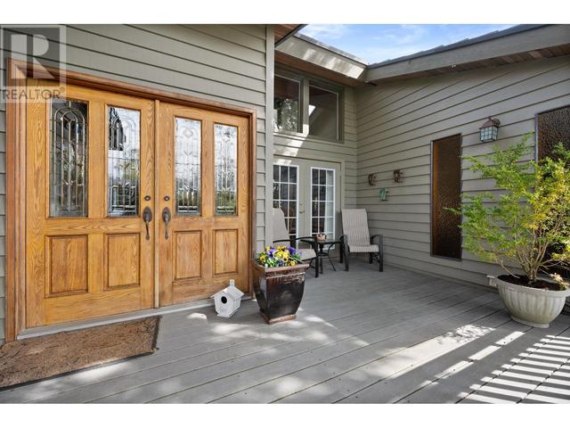 262 52 Street, House detached with 3 bedrooms, 3 bathrooms and 6 parking in Delta BC | Image 3