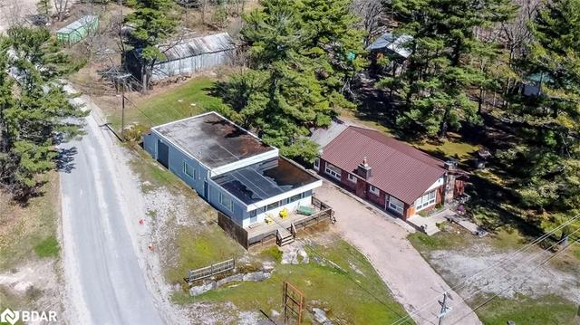 2512 Honey Harbour Road, House detached with 3 bedrooms, 1 bathrooms and 16 parking in Georgian Bay ON | Image 12