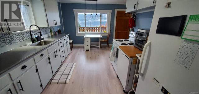 Kitchen -  wide angle lens | Image 11
