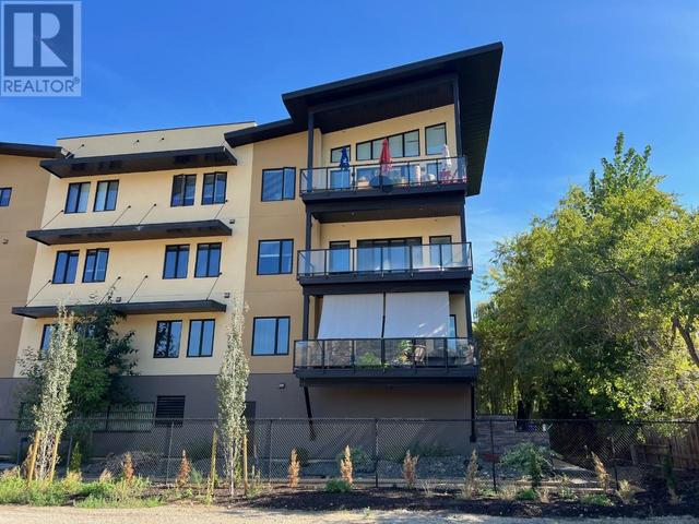 213 - 3313 Wilson Street, Condo with 3 bedrooms, 2 bathrooms and 2 parking in Penticton BC | Image 1