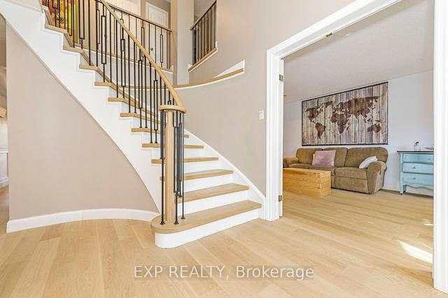 2768 Guilford Cres, House detached with 4 bedrooms, 4 bathrooms and 4 parking in Oakville ON | Image 23