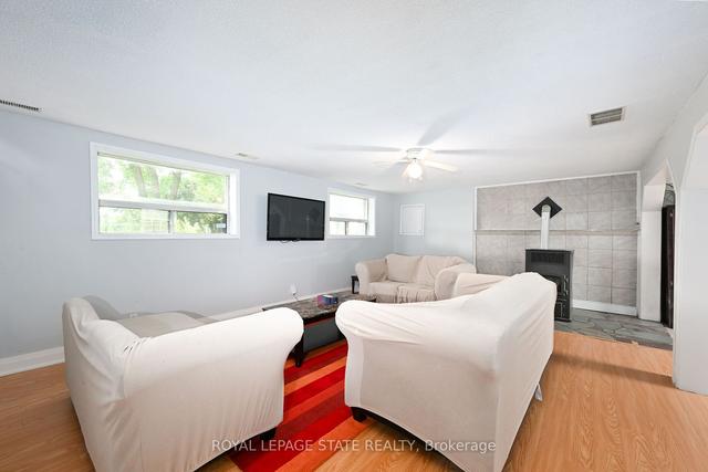 515 Brock Rd, House detached with 3 bedrooms, 2 bathrooms and 8 parking in Hamilton ON | Image 18