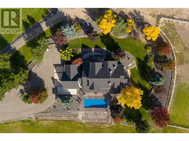 2375 Grantham Road, House detached with 4 bedrooms, 3 bathrooms and 13 parking in Kelowna BC | Image 8