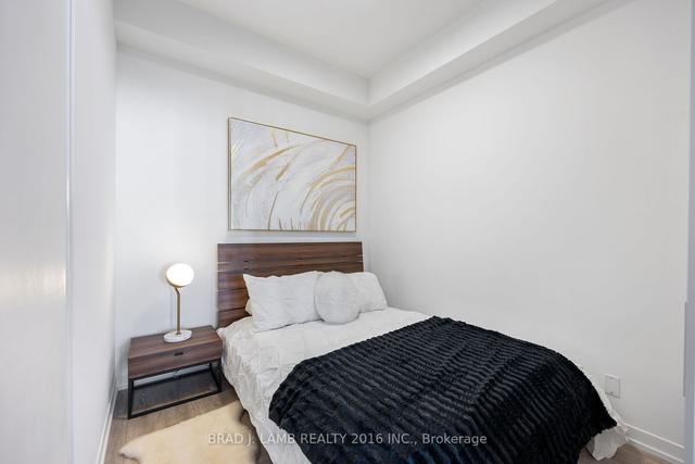 733 - 2020 Bathurst St, Condo with 2 bedrooms, 2 bathrooms and 0 parking in Toronto ON | Image 8