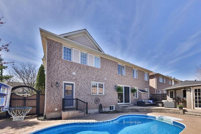 815 Somerville Terr, House detached with 4 bedrooms, 5 bathrooms and 6 parking in Milton ON | Image 28