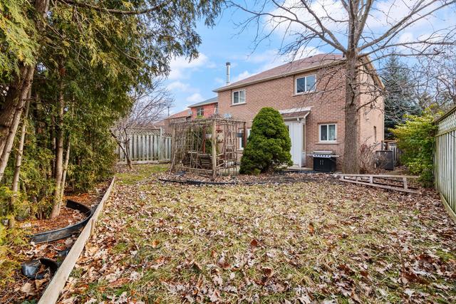 16 Roseborough Cres, House detached with 4 bedrooms, 4 bathrooms and 8 parking in Vaughan ON | Image 6