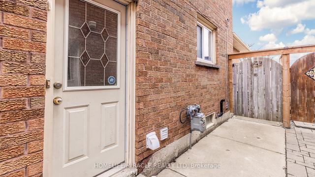 74 Kingknoll Dr, House detached with 4 bedrooms, 4 bathrooms and 4 parking in Brampton ON | Image 33