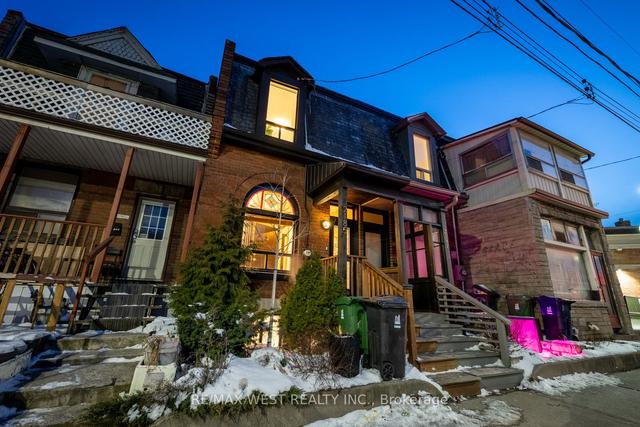 2185 Dundas St W, House attached with 3 bedrooms, 3 bathrooms and 0 parking in Toronto ON | Image 35