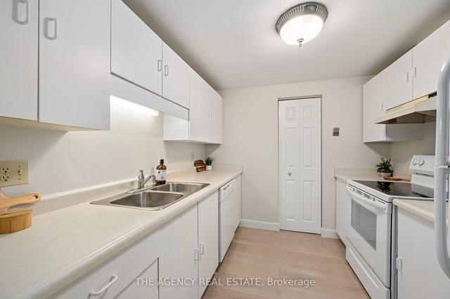505 - 155 Kent St, Condo with 2 bedrooms, 2 bathrooms and 1 parking in London ON | Image 4