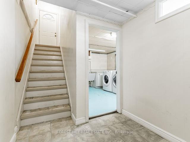 318 Drewry Ave, House detached with 5 bedrooms, 3 bathrooms and 4 parking in Toronto ON | Image 8