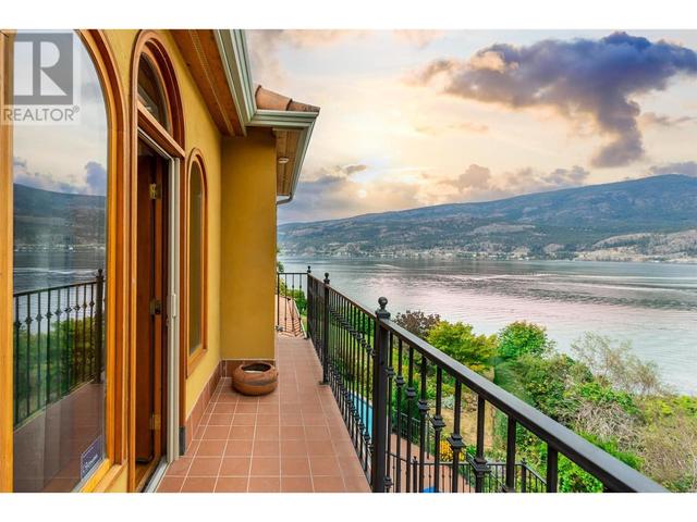 414 Herbert Heights, House detached with 4 bedrooms, 3 bathrooms and 2 parking in Kelowna BC | Image 36