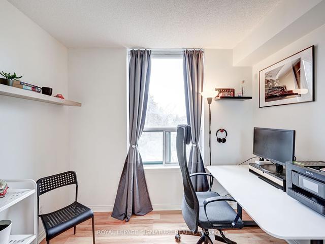 209 - 135 Hillcrest Ave, Condo with 2 bedrooms, 1 bathrooms and 1 parking in Mississauga ON | Image 21