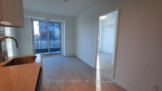 906 - 3 Rosewater St E, Condo with 2 bedrooms, 2 bathrooms and 0 parking in Richmond Hill ON | Image 2
