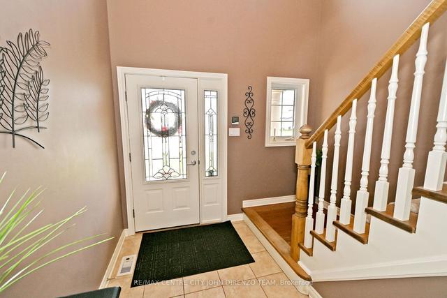 115 Hagerman Cres, House detached with 3 bedrooms, 3 bathrooms and 6 parking in St. Thomas ON | Image 3