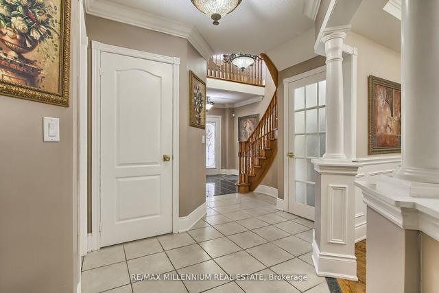 10 Royal Springs Cres, House detached with 4 bedrooms, 4 bathrooms and 6 parking in Brampton ON | Image 36