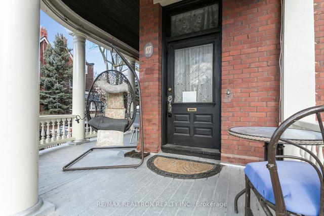 177 Dowling Ave, House detached with 7 bedrooms, 3 bathrooms and 4 parking in Toronto ON | Image 34