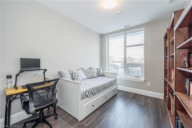 103 - 73 Arthur Street S, House attached with 3 bedrooms, 2 bathrooms and 1 parking in Guelph ON | Image 9