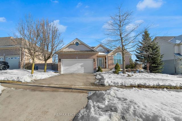 5 Redfern St, House detached with 3 bedrooms, 4 bathrooms and 4 parking in Orangeville ON | Image 35