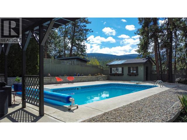 3999 Eastwood Court, House detached with 3 bedrooms, 2 bathrooms and 6 parking in Kelowna BC | Image 27
