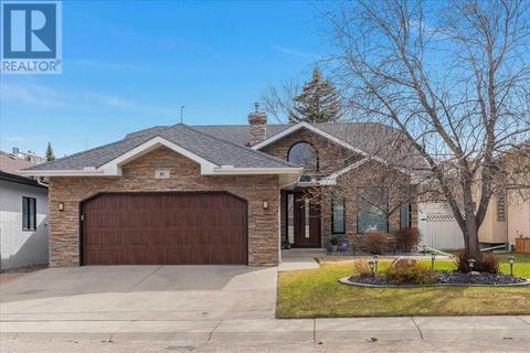 81 Country Hills Close Nw, Calgary, AB, T3K3Z2 | Card Image