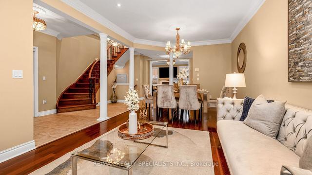 13 Wonder Way, House detached with 5 bedrooms, 6 bathrooms and 7 parking in Brampton ON | Image 35