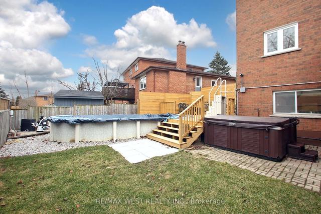 39 Moccasin Tr, House detached with 3 bedrooms, 4 bathrooms and 6 parking in Vaughan ON | Image 18