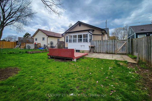 80 Haig St E, House detached with 2 bedrooms, 2 bathrooms and 3 parking in St. Catharines ON | Image 30